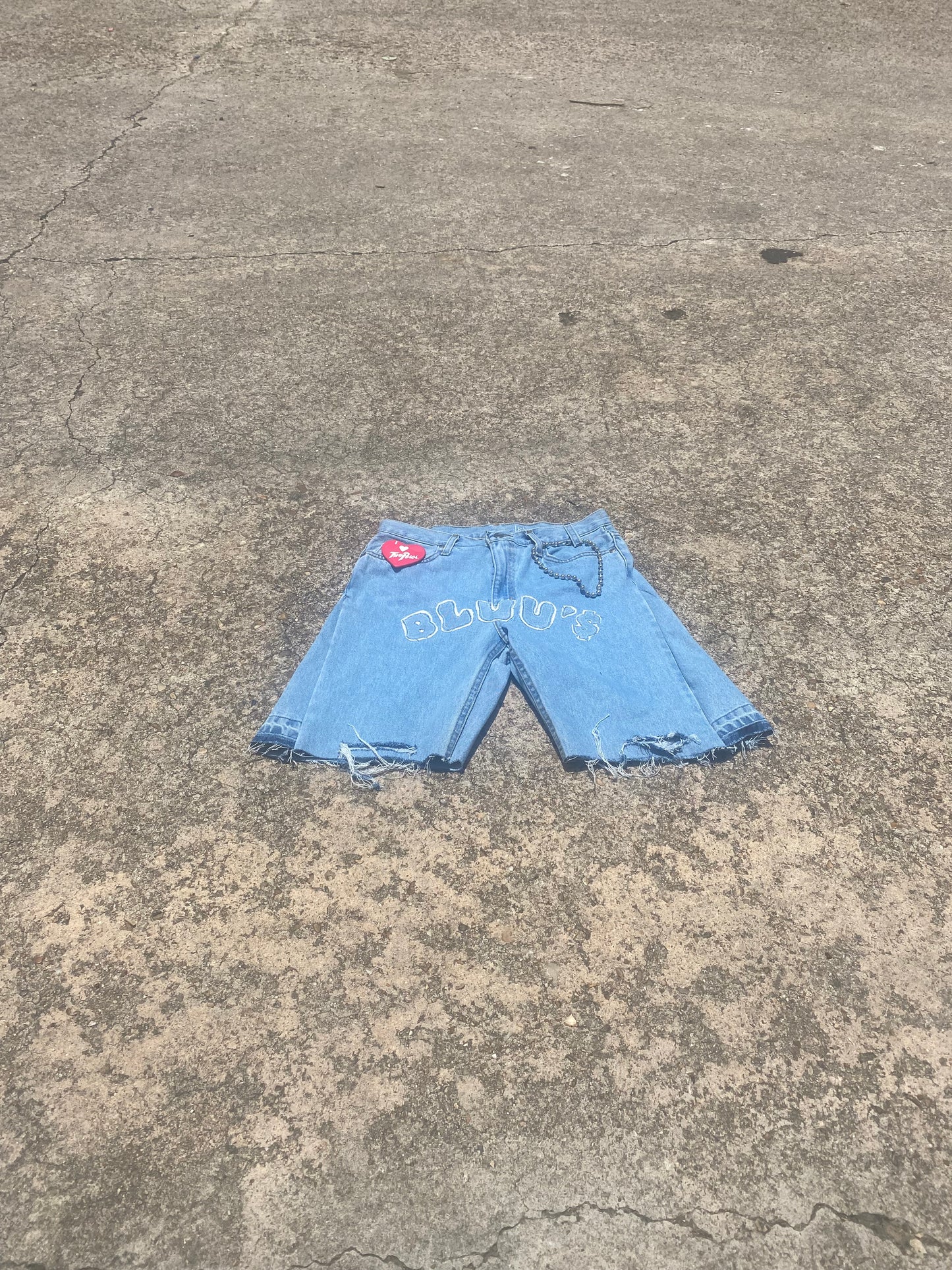 Bluu’$.Original flared jorts